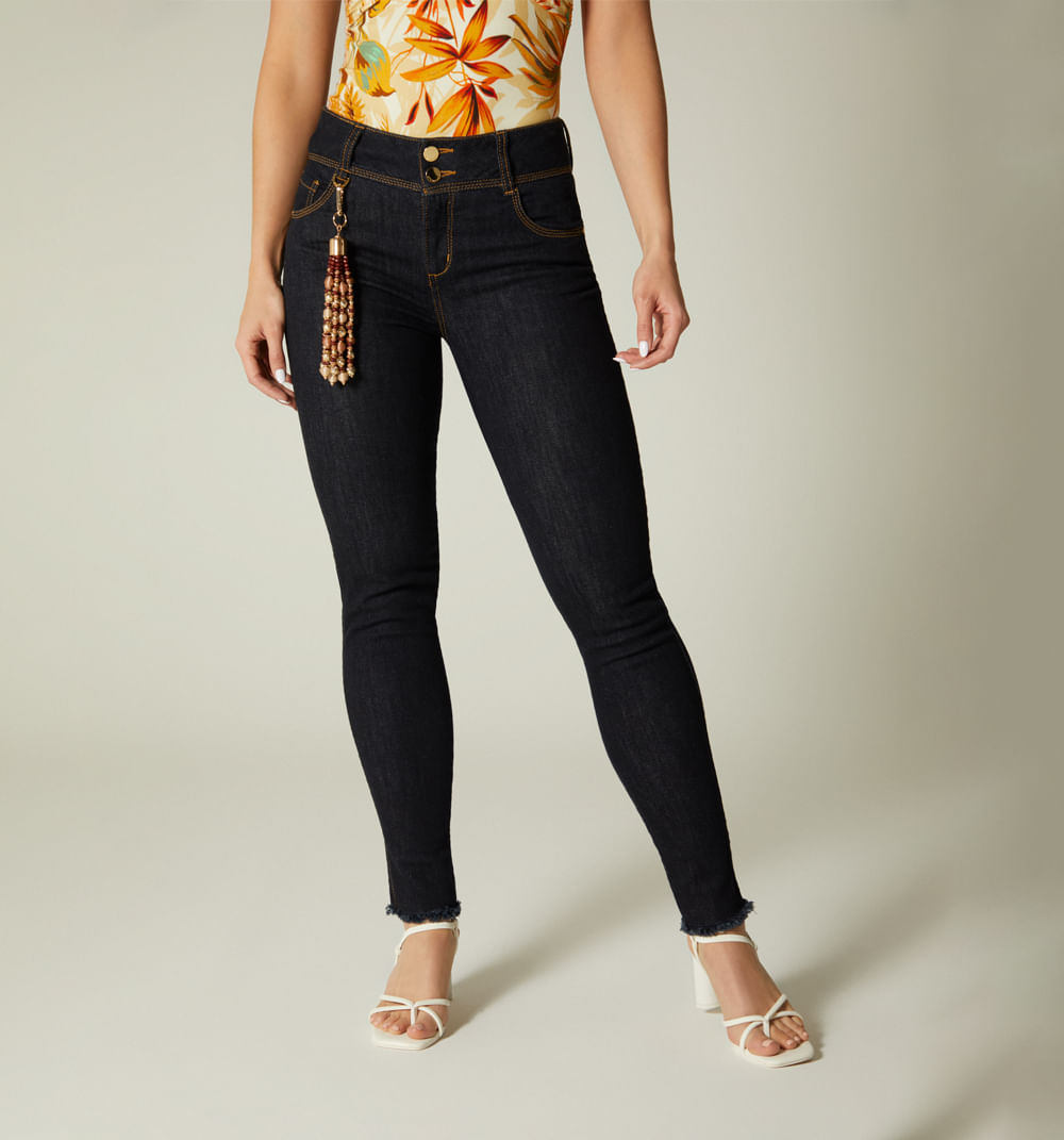 Jean  skinny tiro medio,cinco bolsillos,