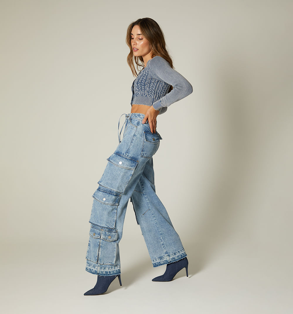 Jean wide leg, tiro alto, bolsillos util