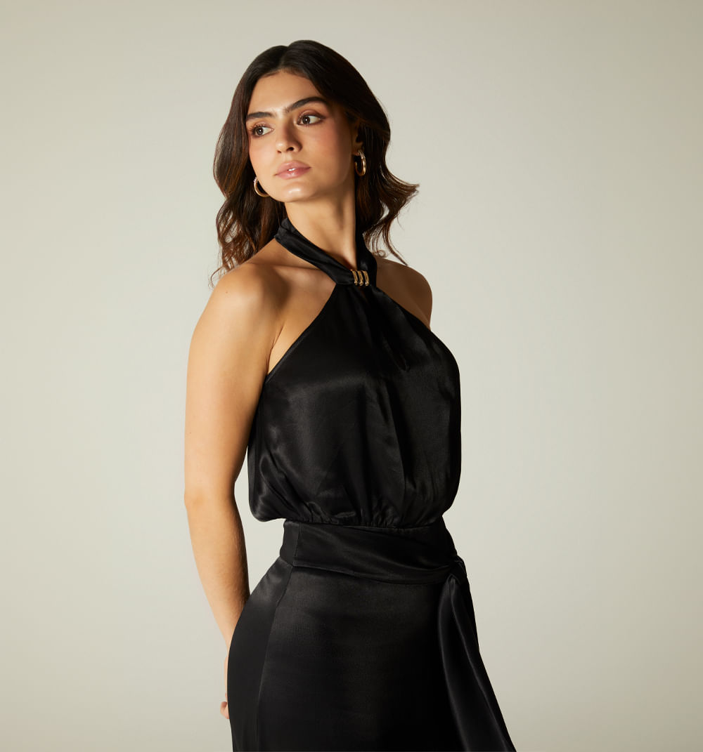 Vestido largo asimetrico cuello halter