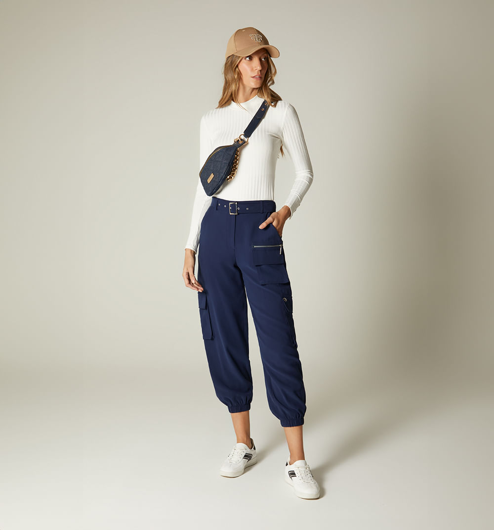 Pantalon cargo con cinturon