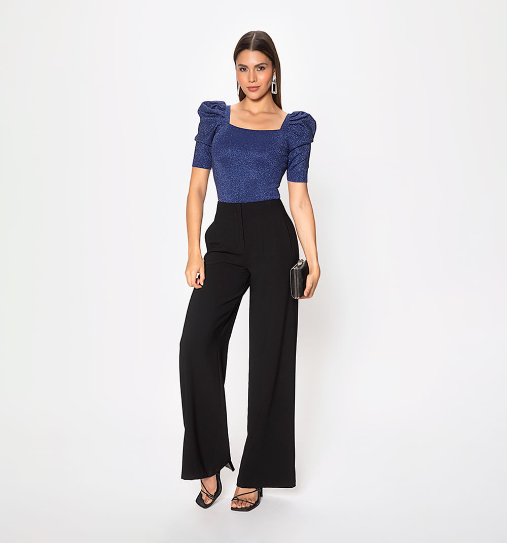 Blusa escote cuadrado con manga bombacha