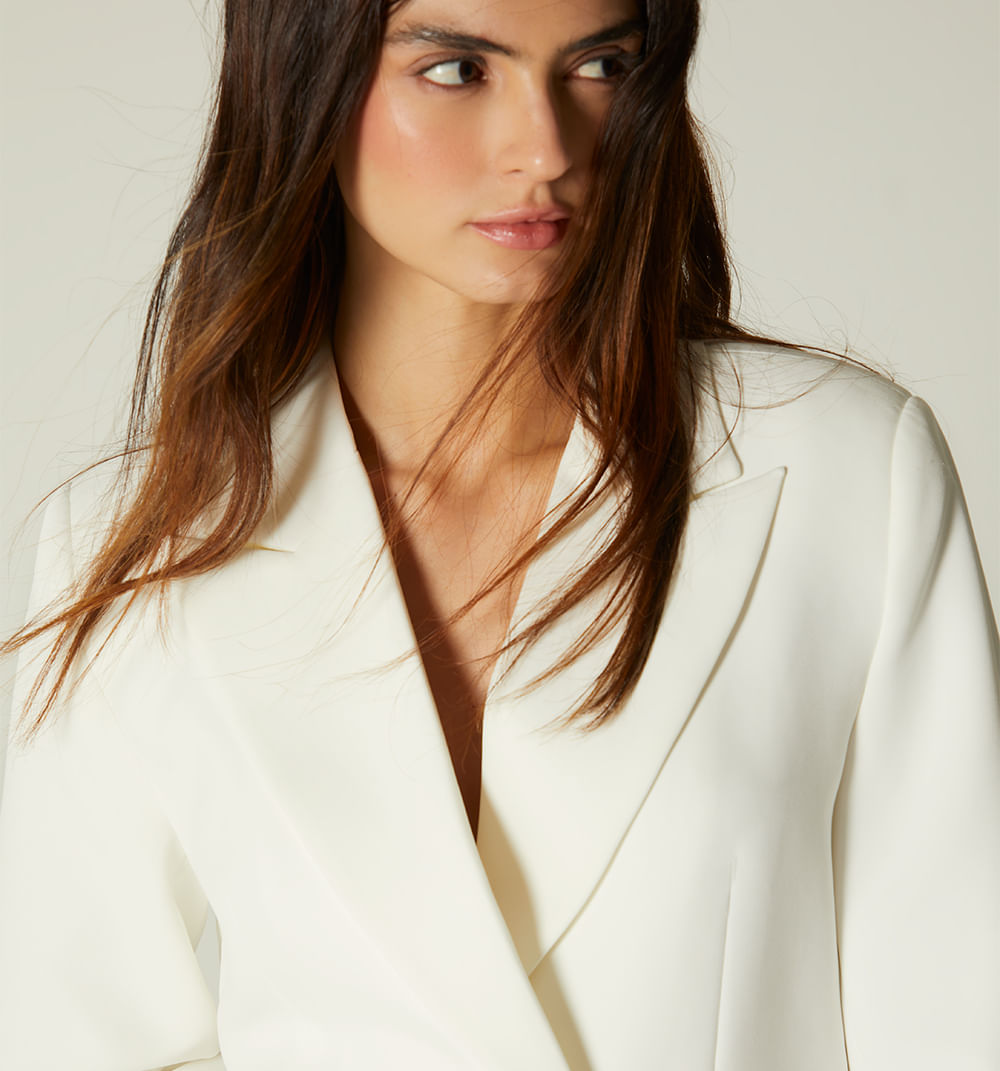 Blazer oversize cuatro botones