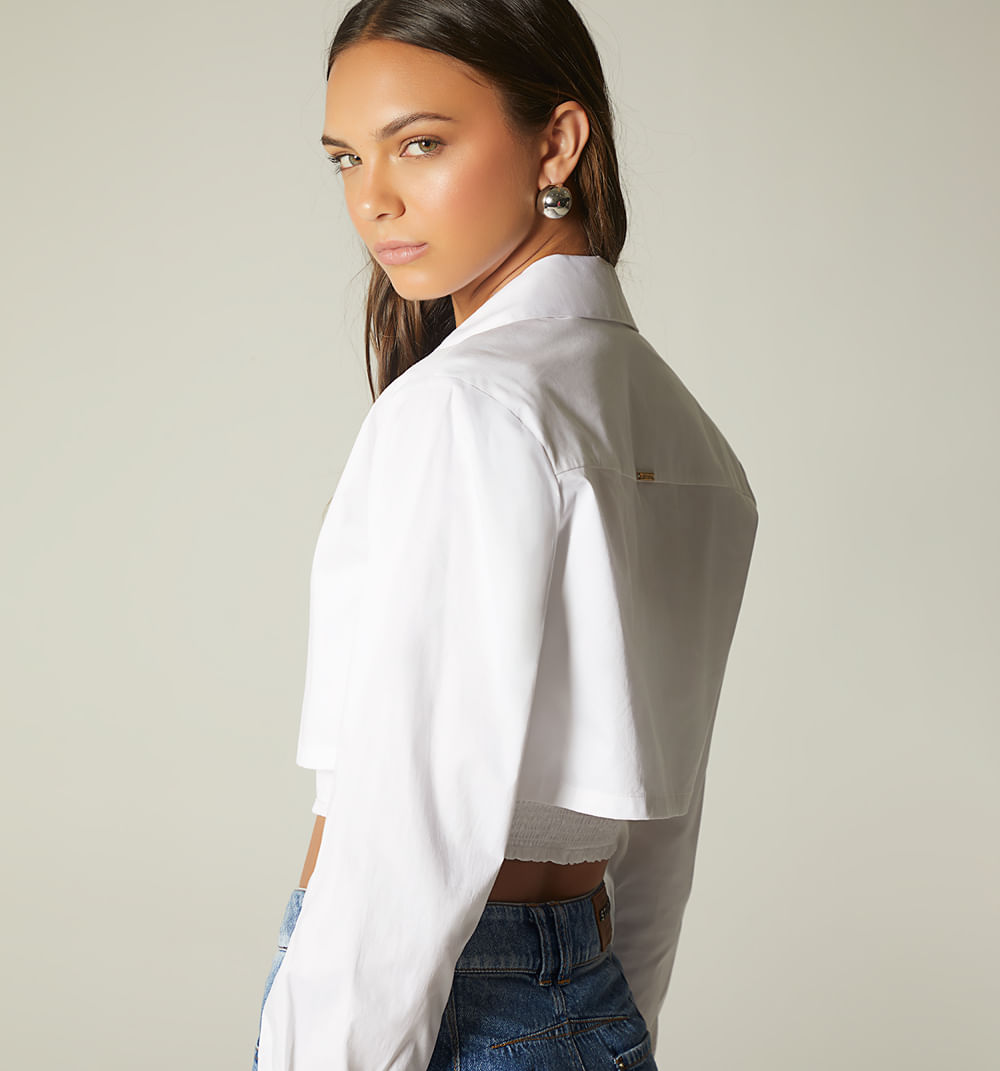 Blusa sobrepuesta con blusa interno ruchada