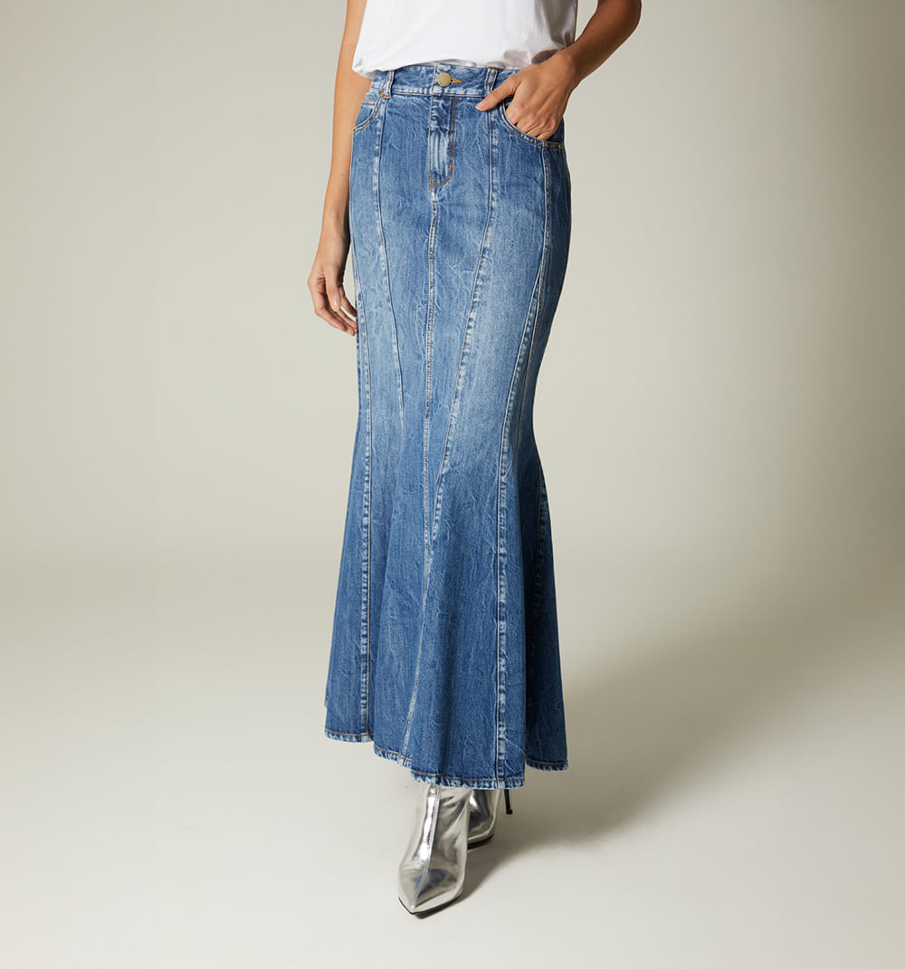 Falda larga cortes verticales en nesgas