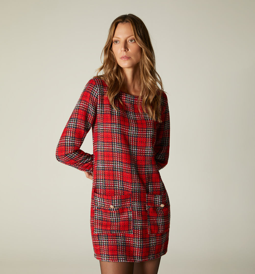 Vestido corto manga larga