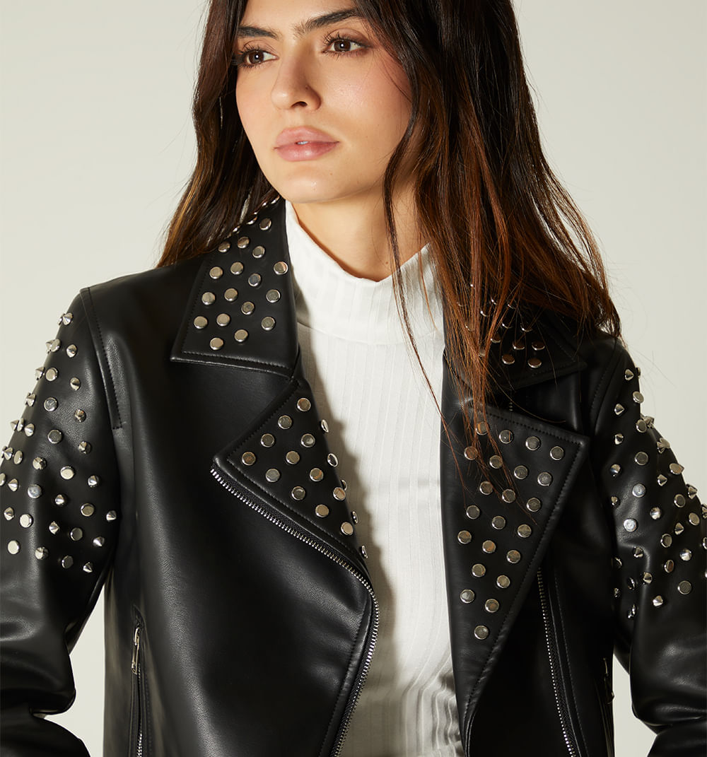 Chaqueta biker con decoracion