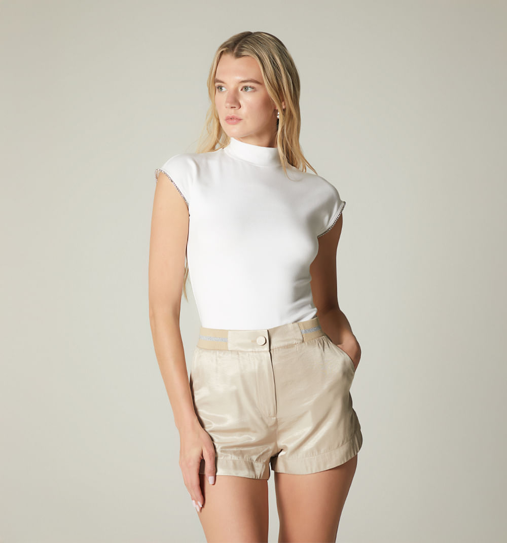 Blusa manga rodada cuello alto