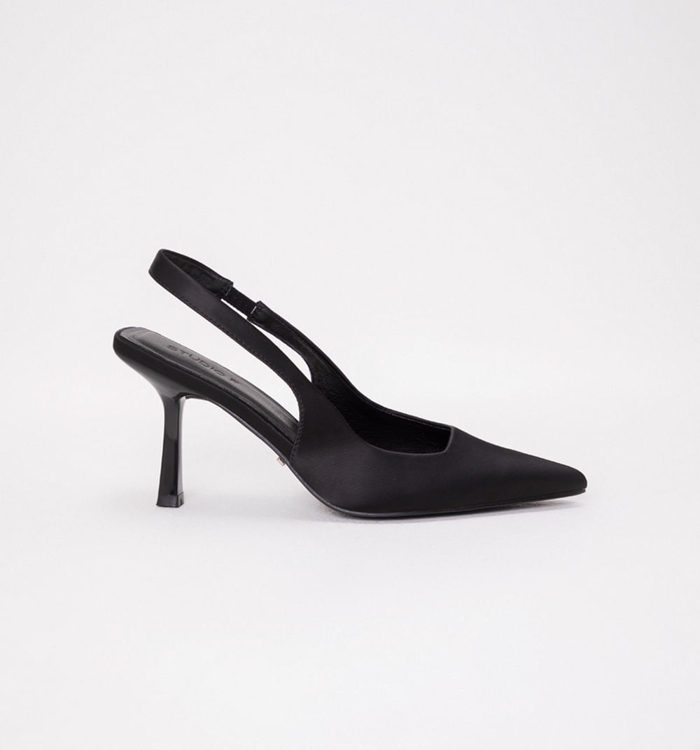 Zapato cerrado satee