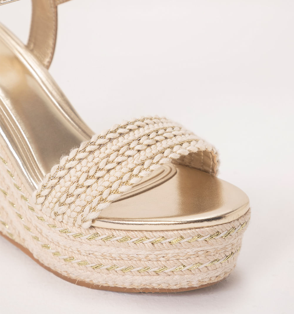 Sandalia plataforma capellada trenzada