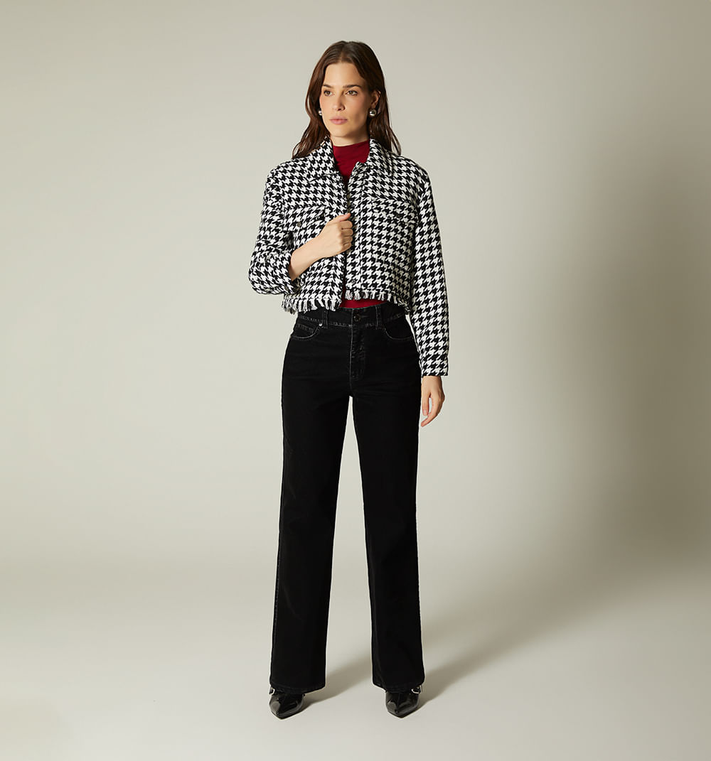 Chaqueta con bolsillos frontales