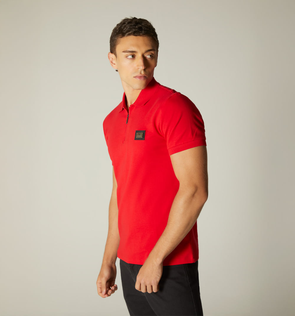 Polo para hombre slim con cierre y placa