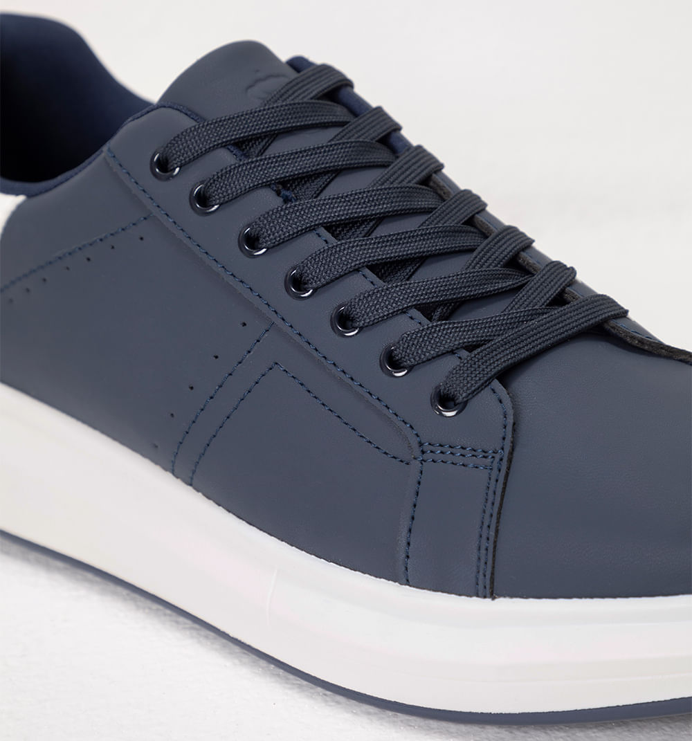 Tenis para hombre en contraste corte tal