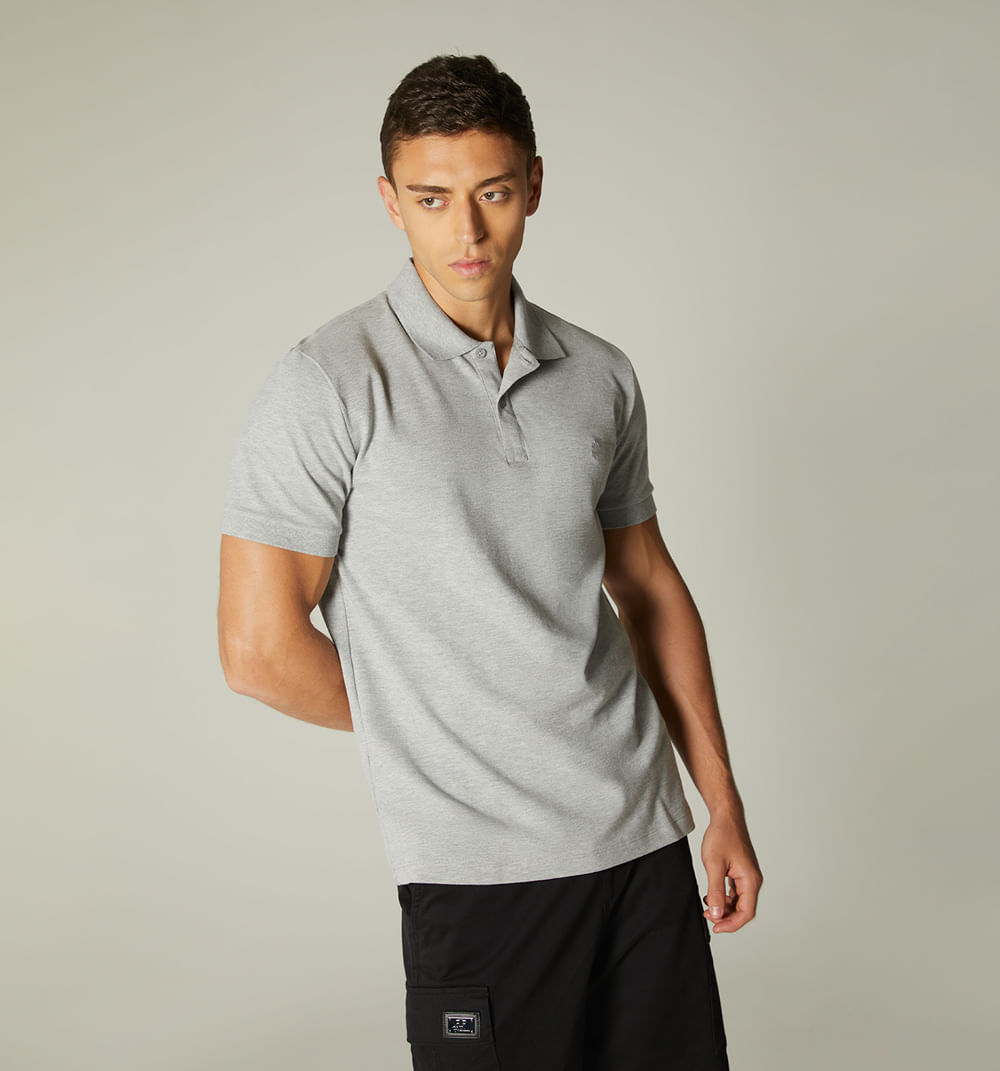 Polo básica slim fit
