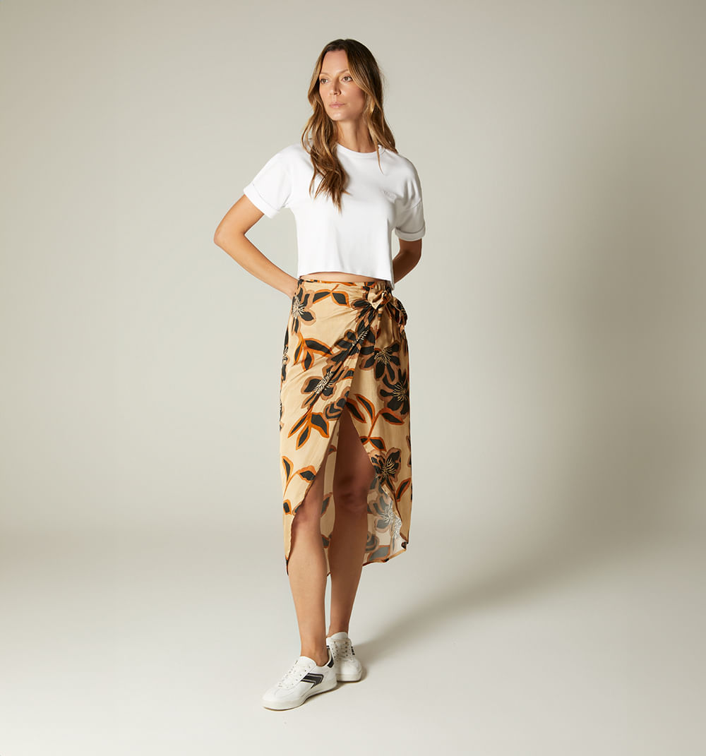 Falda envolvente midi con herraje