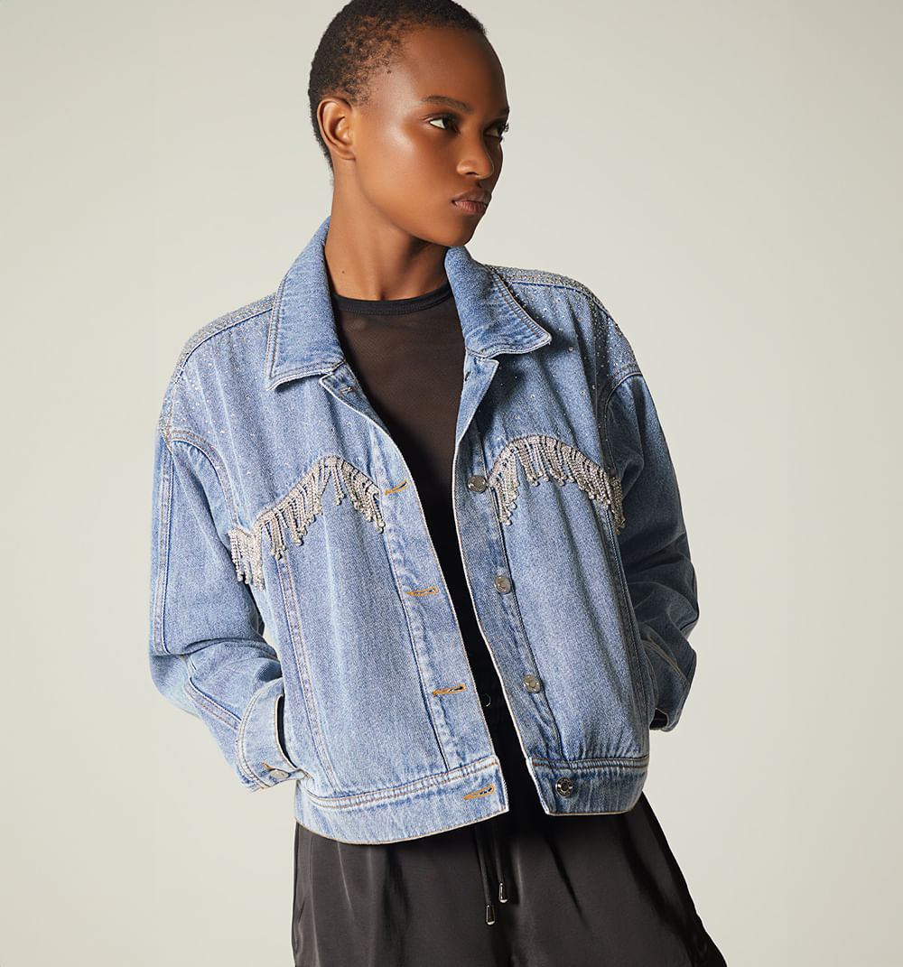 Chaqueta over size con cristales para mu