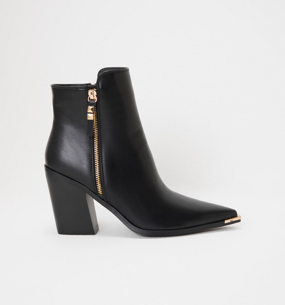 Botin con puntera metalica