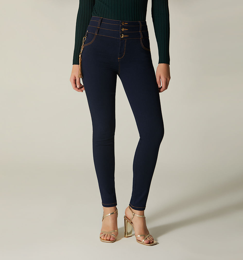 Jean ultraslim levanta cola con borla