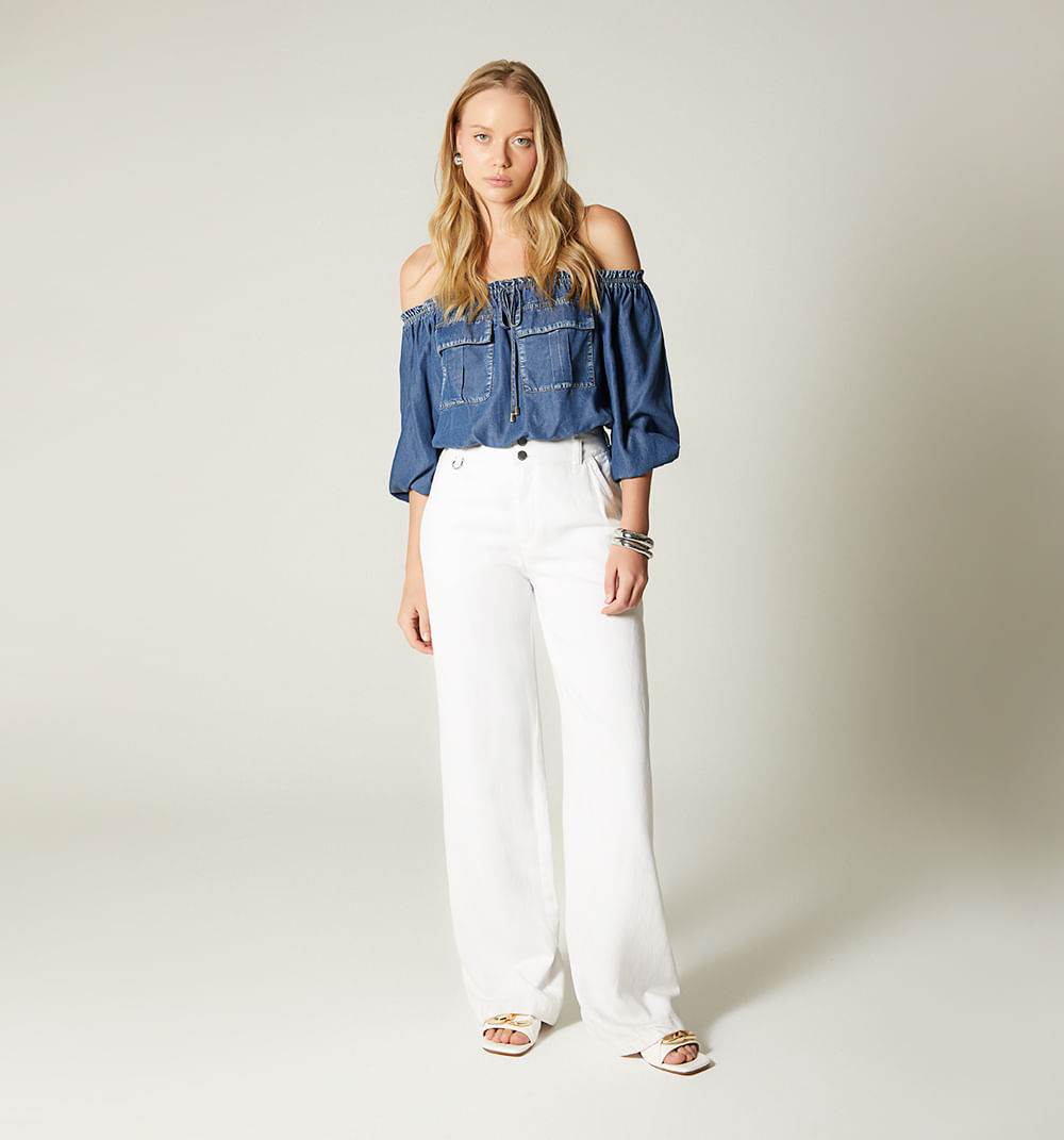Blusa escote bandeja con bolsillos para