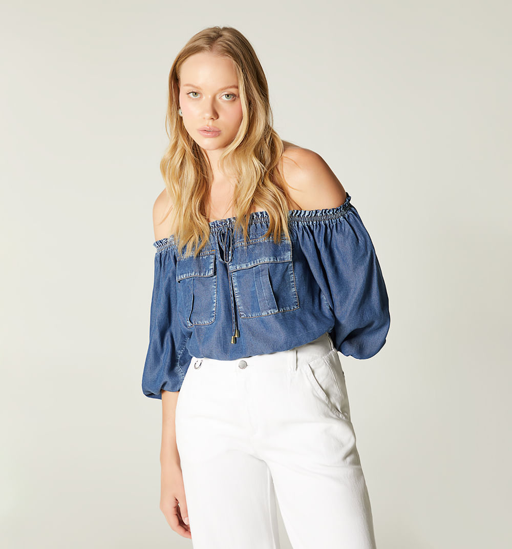 Blusa escote bandeja con bolsillos para