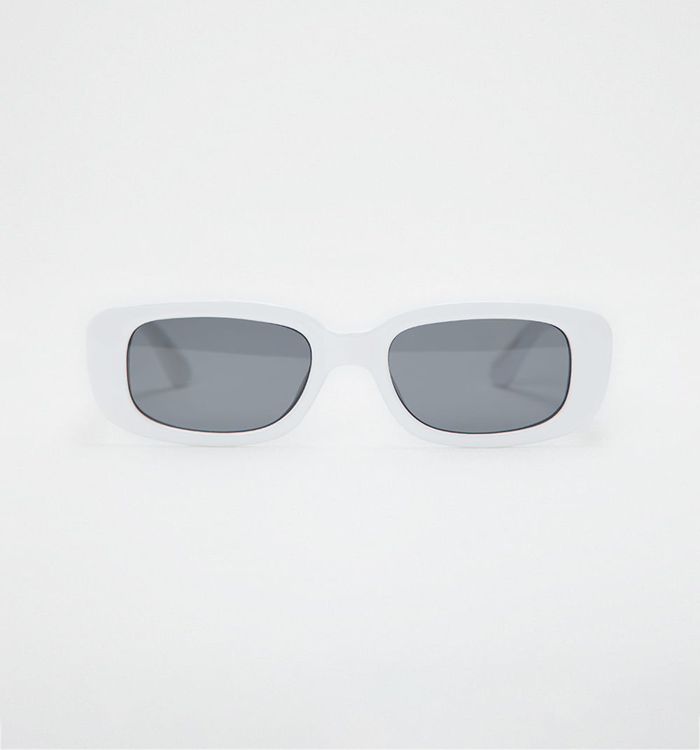 Gafas ovaladas detalle logo