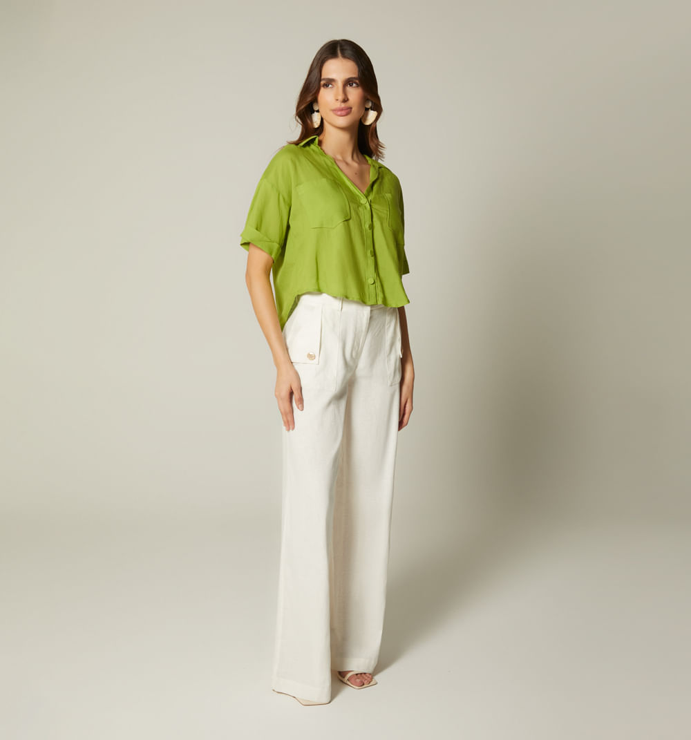 Blusa manga corta y bolsillos