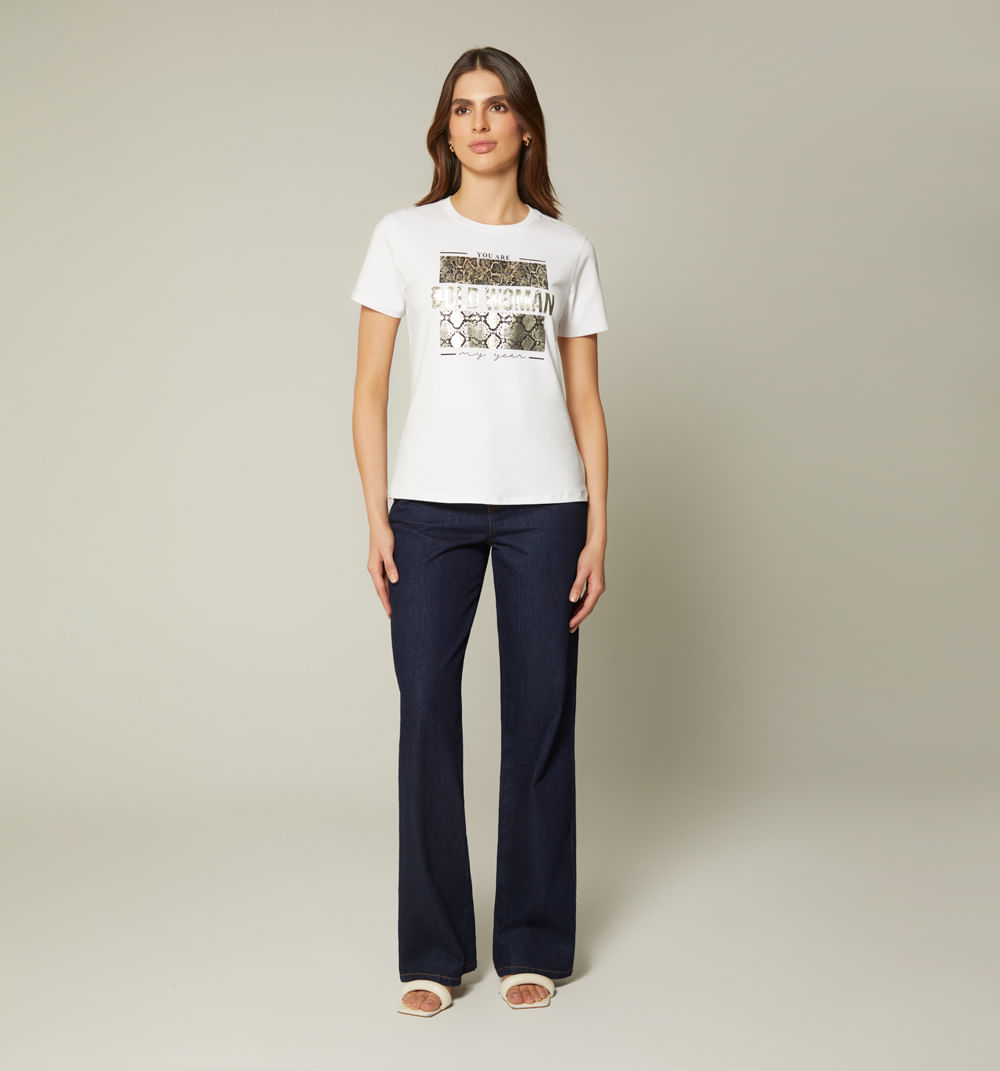 Camiseta manga corta estampado repujado