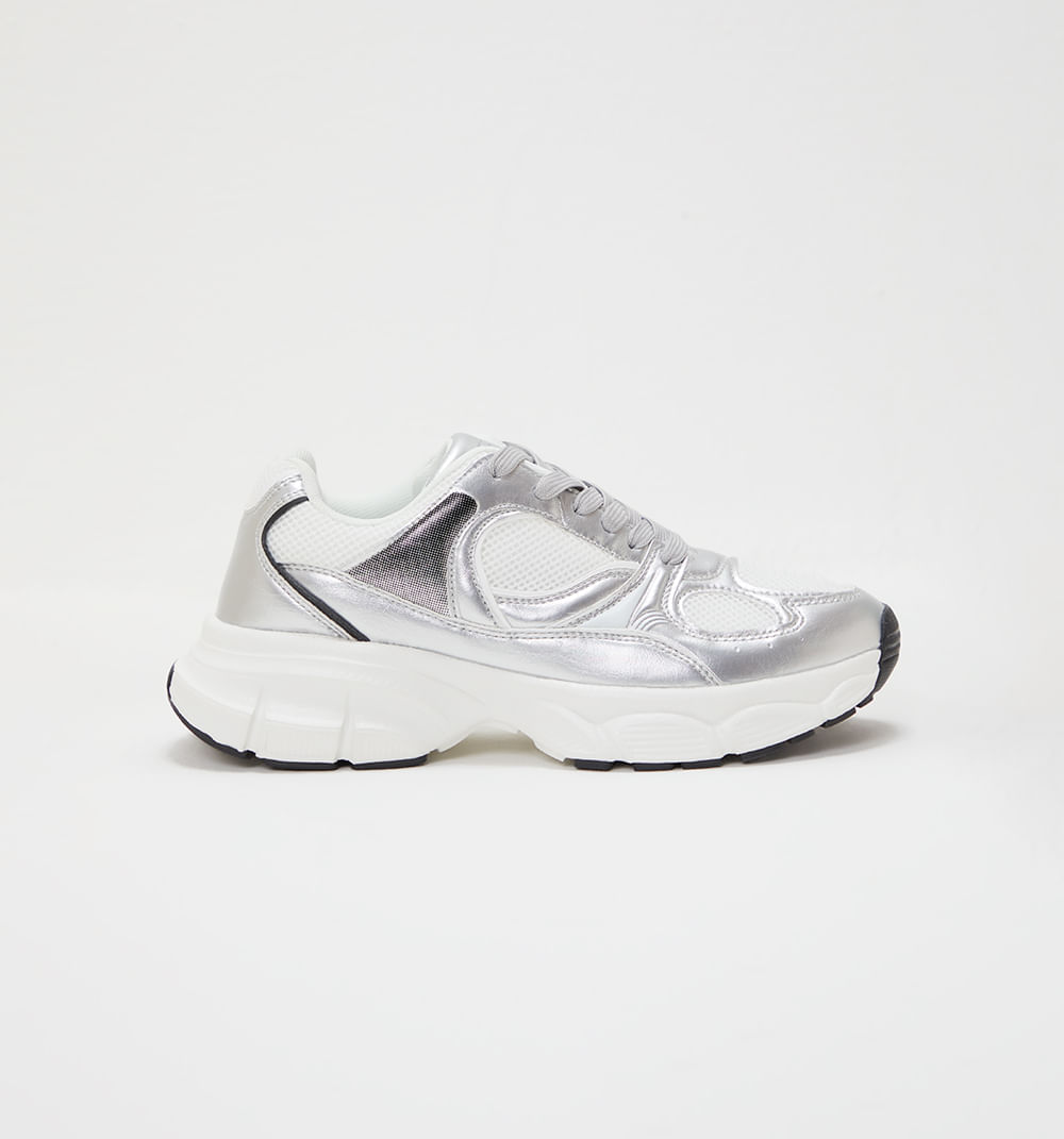 Tenis de senderismo con cortes metalicos