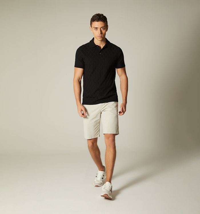 Bermuda básica para hombre tipo chino