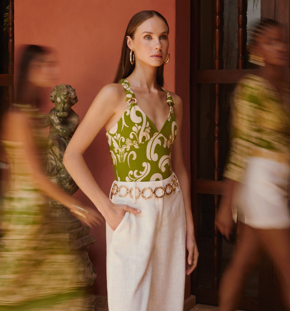 Body tiras entorchadas