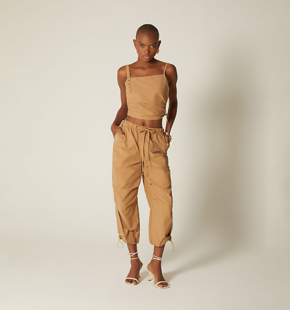 Blusa de tiras con hebilla