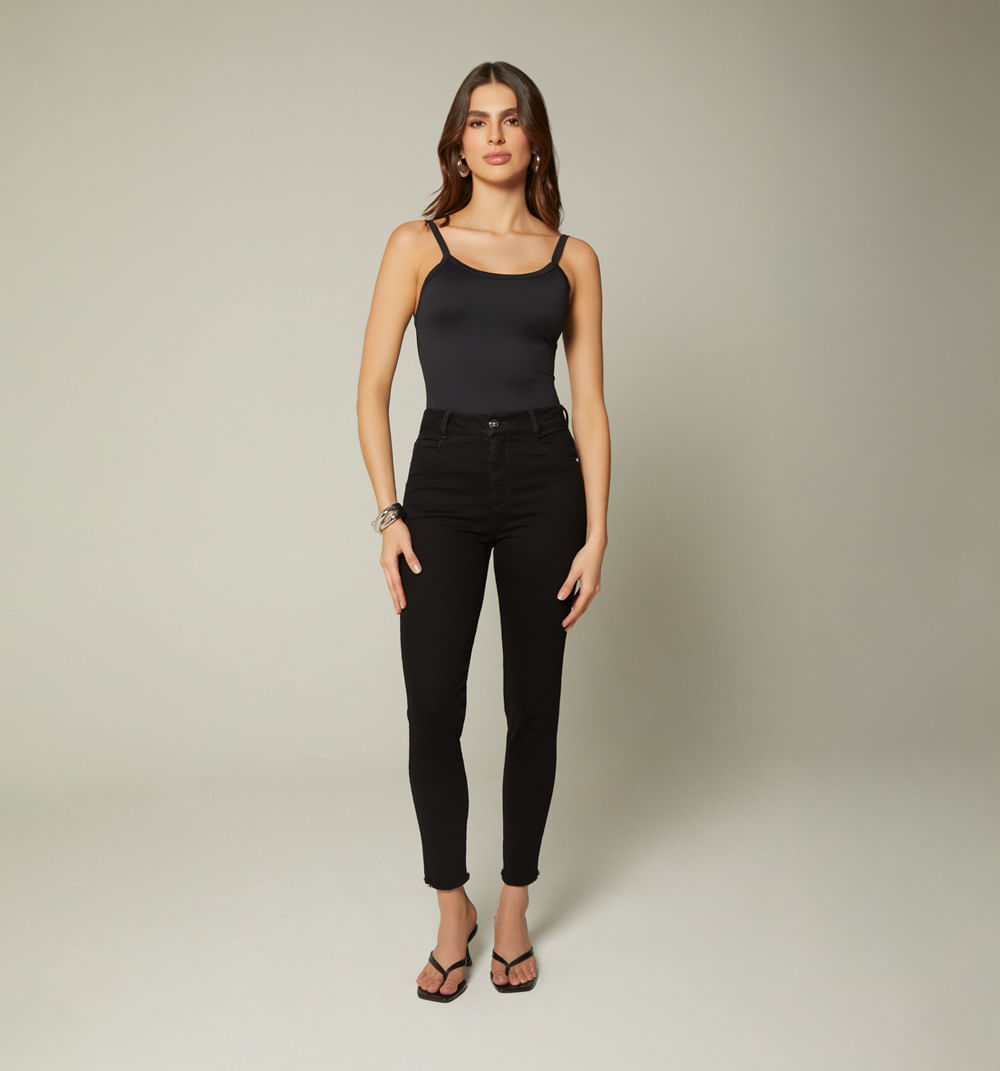 Jean ultraslim tiro alto