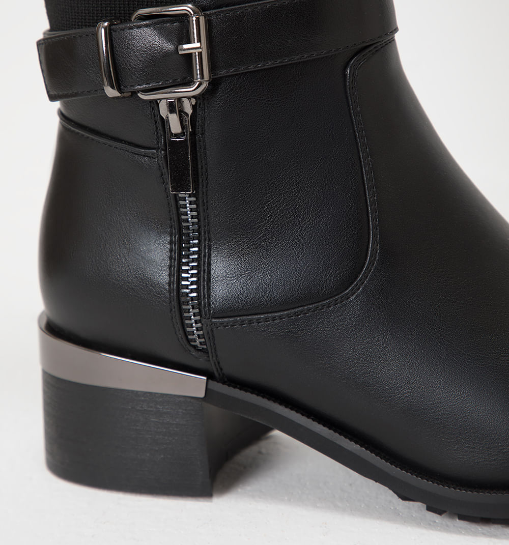 Bota cana alta con elastico