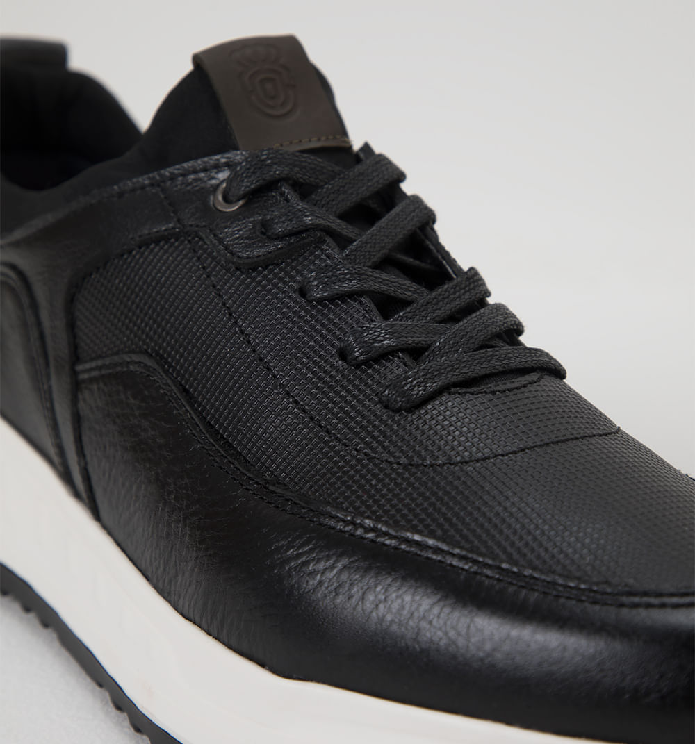 Tenis para hombre en cuero