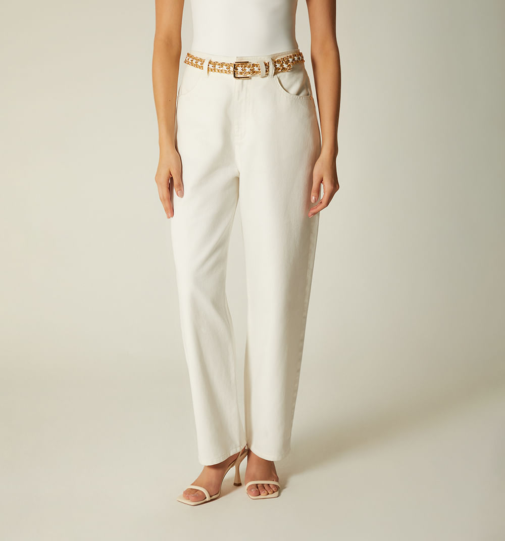 Jean loose fit cinco bolsillos y correa