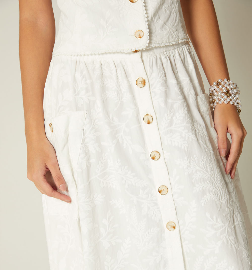 Falda larga con bolsillos grandes