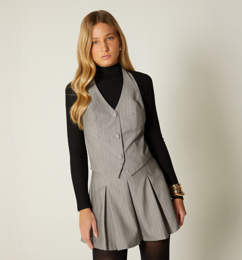 Vestido corto con prenses