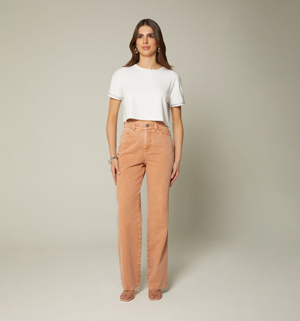 Camiseta crop con insumo en manga