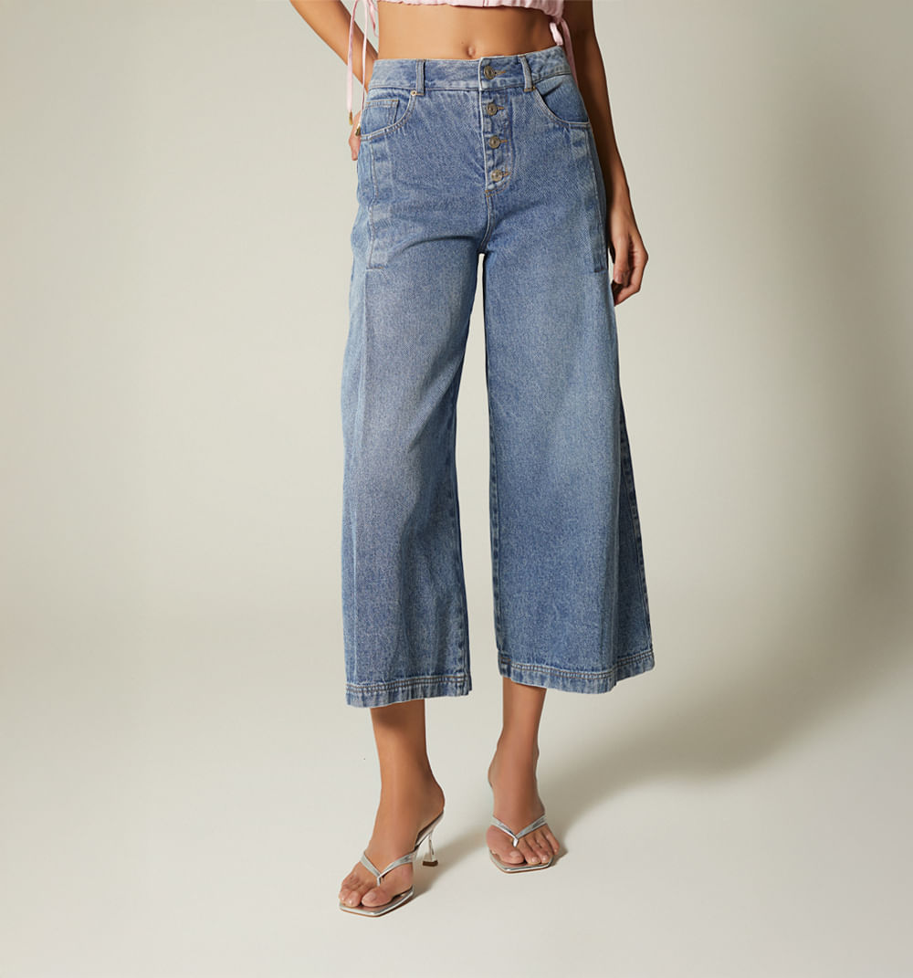 Jean cropped  cinco bolsillos con prense