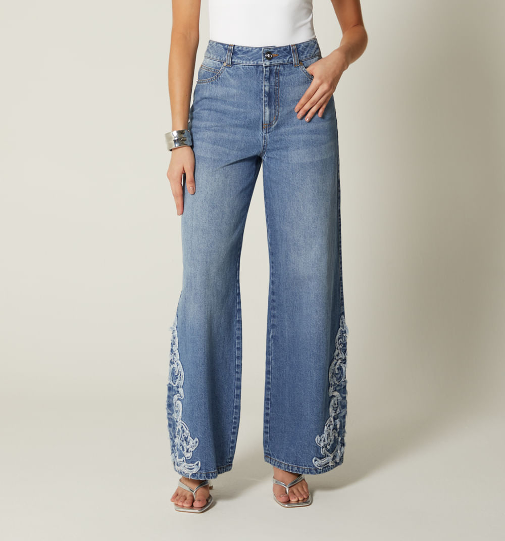 Jean wide leg tiro super alto bordado