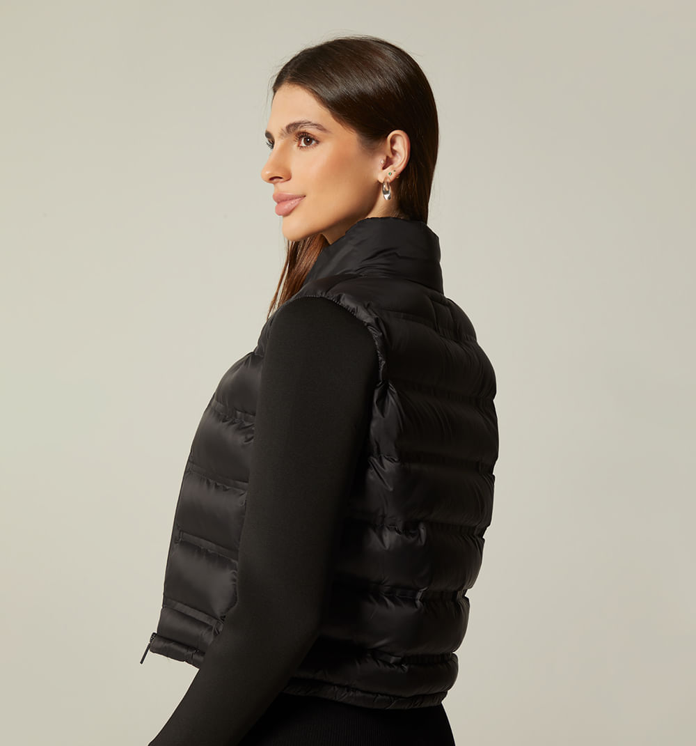 Chaqueta acolchada  con mangas en scuba