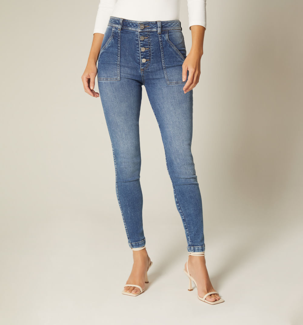 Jean skinny tiro alto bolsillos parche