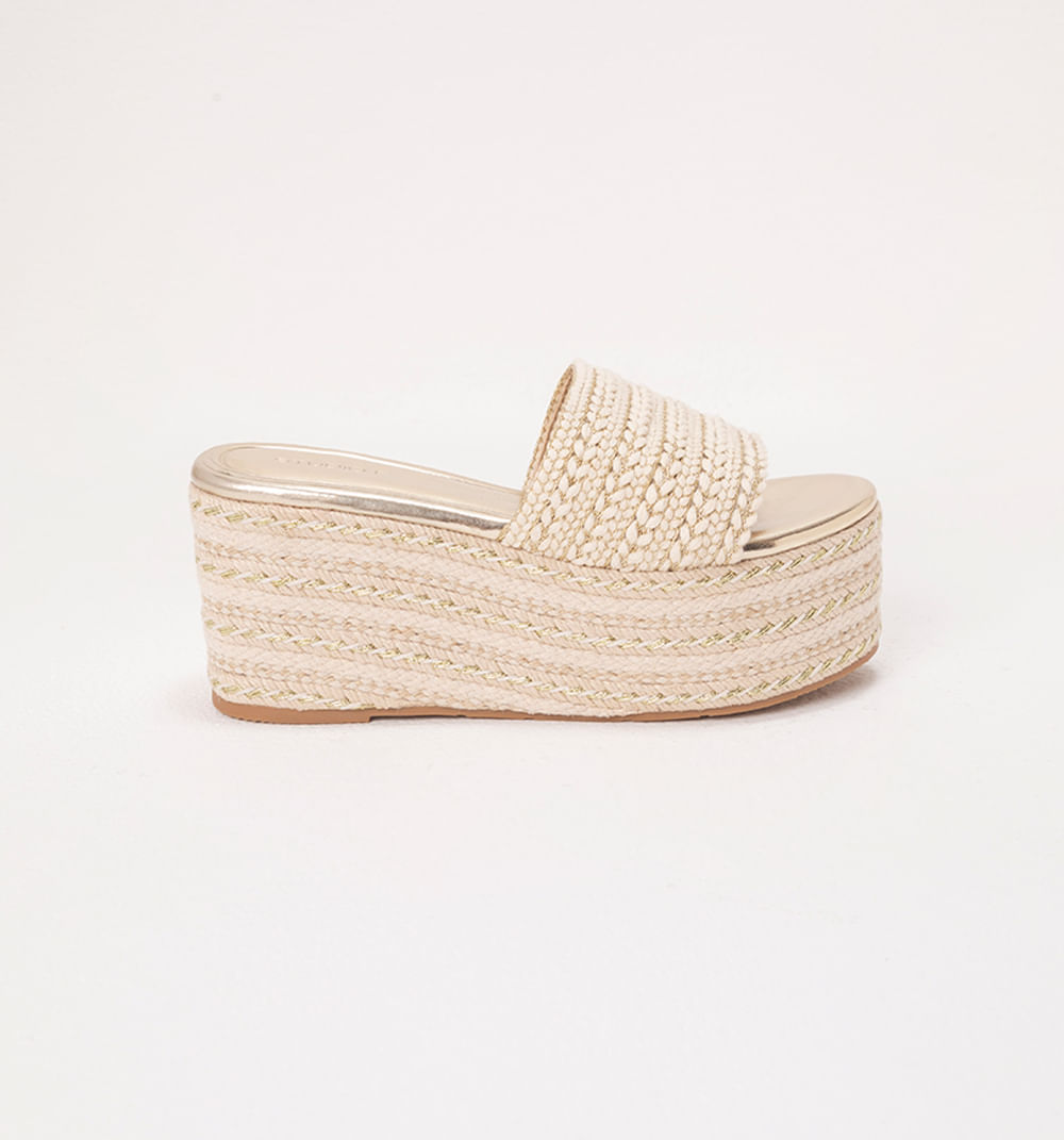 Sandalia planaforma capellada trenzada