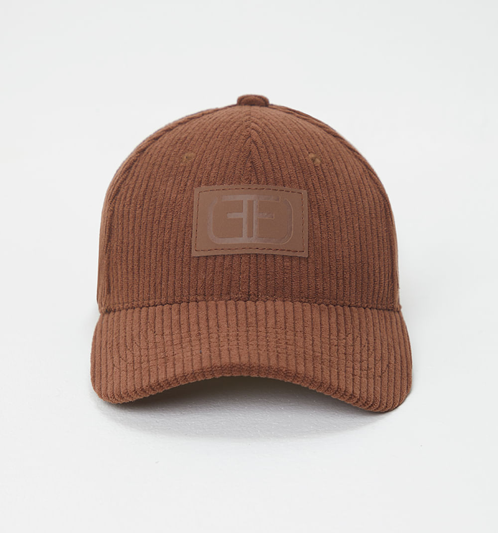 Gorra con parche logo
