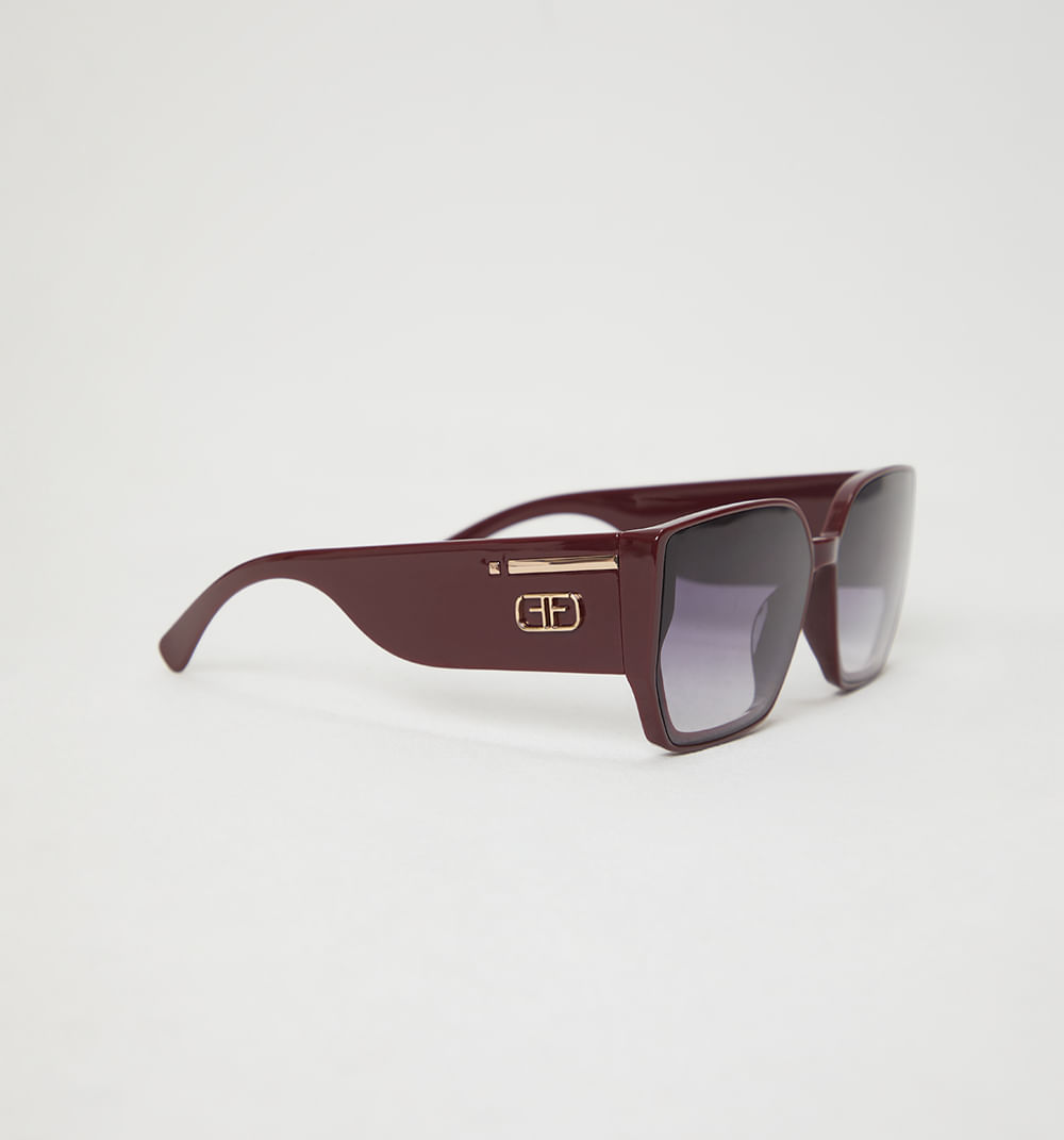 Gafas cuadradas detalle logo