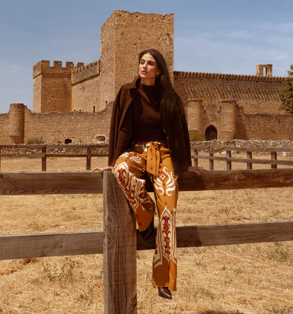 Pantalon palazo tiro alto