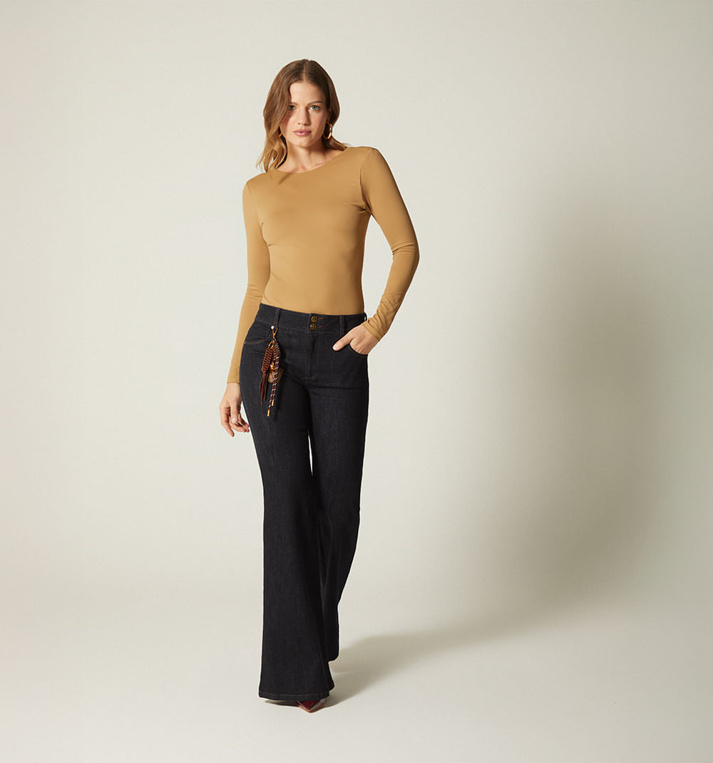 Jean bota campana tiro medio con borla