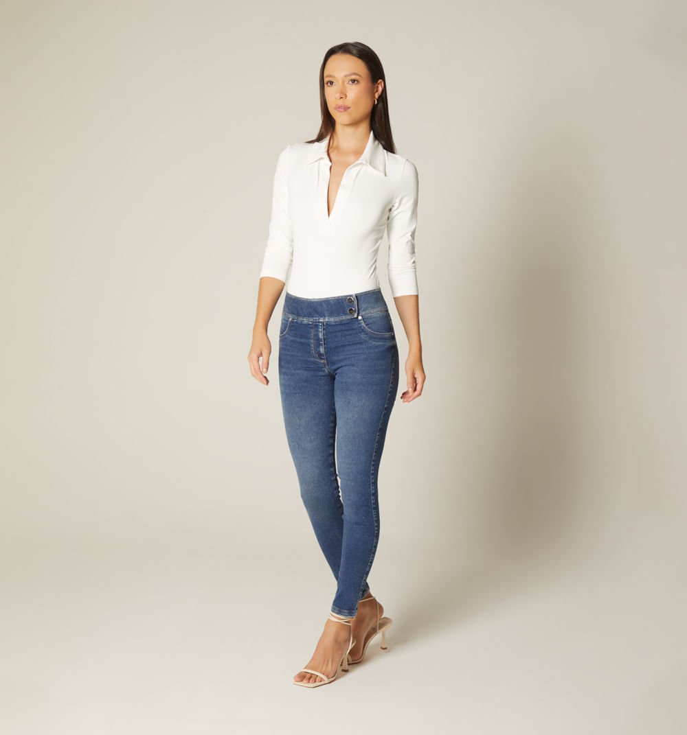 Jeggins tiro alto pretina cruzada dos broches