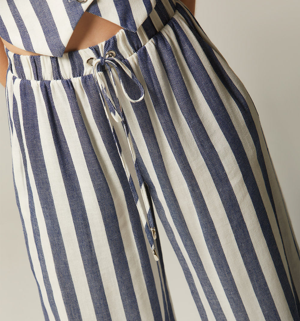 Pantalon tiro alto bota ancha