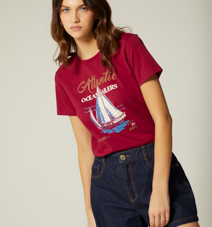 Camiseta estampado con hot fix