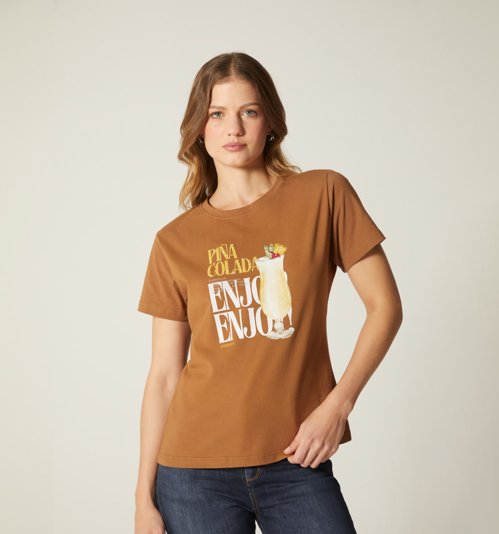 Camiseta estampada piña colada